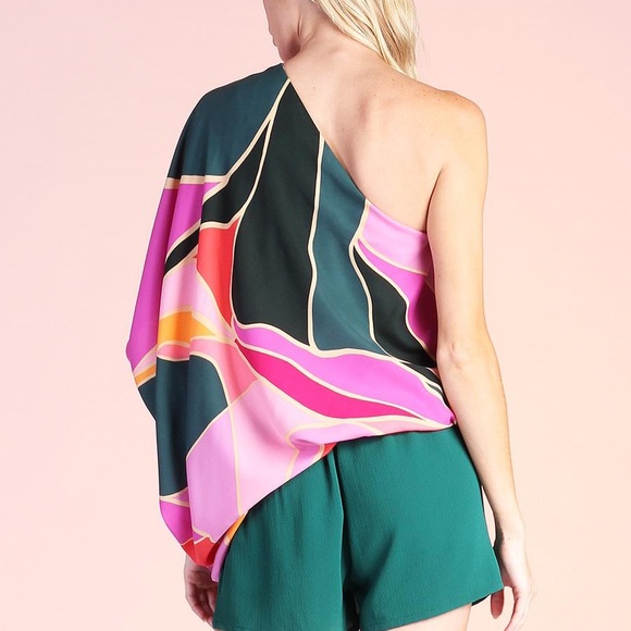 💗SOLD💗ONE SHOULDER ARTSY TOP - Picture 2 of 2